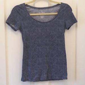 Blue polka dot tee